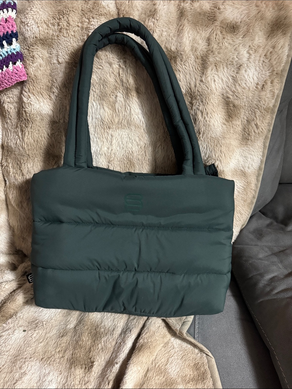 Aritzia super Puff Tote Bag in Dark Green